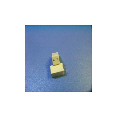 AV 4.7U50V(腳距5MM)