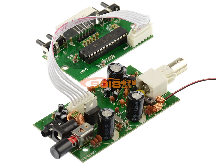 BH1415F單片機控制100米鎖相環(huán)FM調(diào)頻立體聲發(fā)射板 成品板 數(shù)碼顯示頻率